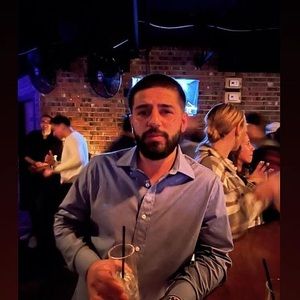 Meet your Posher, Ümit